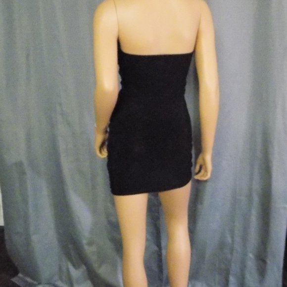 Lipstick Sexy Mini With Lace Overlay. - Picture 6 of 7